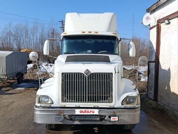 2003 International 9000 Series, белый, 1100000 рублей - вид 1