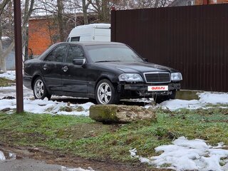 1995 Mercedes-Benz C-Класс 200 I (W202), чёрный, 160000 рублей, вид 2