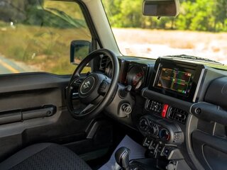 2023 Suzuki Jimny IV, зелёный, 2175002 рублей, вид 3