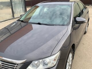 2013 Toyota Camry VII (XV50), серый, 1630000 рублей, вид 1