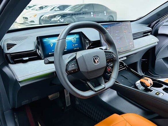 2026 Changan UNI-V I Рестайлинг 2, чёрный, 3350000 рублей - вид 8