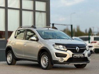 2015 Renault Sandero Stepway II, серебристый, 890000 рублей, вид 4