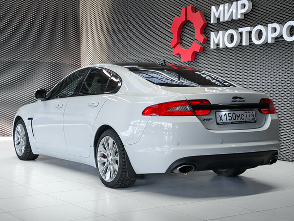 2014 Jaguar XF I Рестайлинг, белый, 1350000 рублей - вид 11