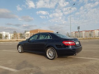 2011 Mercedes-Benz E-Класс 200 7G-Tronic IV (W212, S212, C207), синий, 1550000 рублей, вид 4