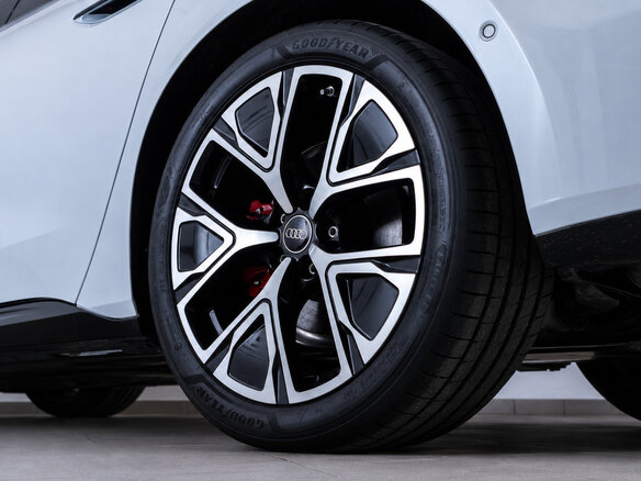 2026 Audi A5 L Sportback III (B10), белый, 5700000 рублей - вид 16
