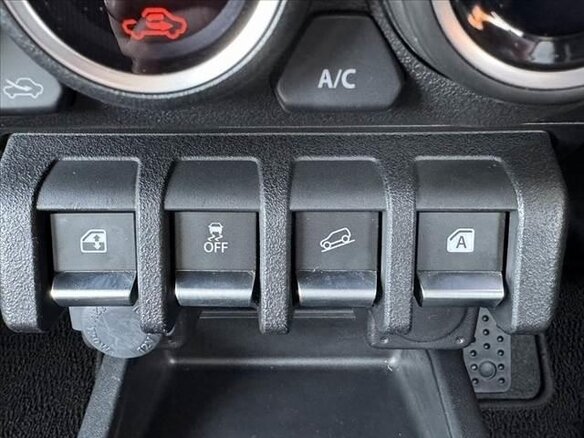 2023 Suzuki Jimny Sierra IV, белый, 1593000 рублей - вид 18