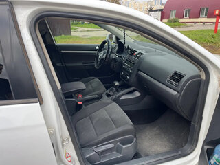 2010 Volkswagen Jetta V, белый, 465000 рублей, вид 5