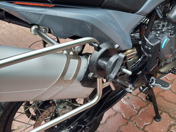 2022 KTM 890 Adventure, серый, 1200000 рублей - вид 10