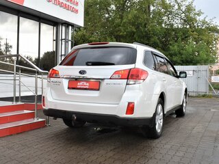 2010 Subaru Outback IV, белый, 949000 рублей, вид 3