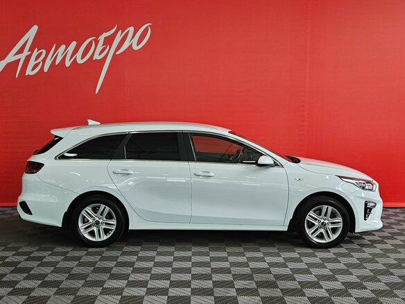 2021 Kia Ceed III, белый, 2170000 рублей - вид 6
