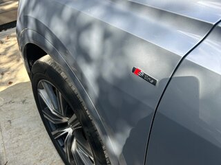 2019 Audi Q8 50 TDI I (4M), серебристый, 6700000 рублей, вид 5
