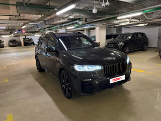 2021 BMW X7 40i I (G07), серый, 8800000 рублей, вид 2