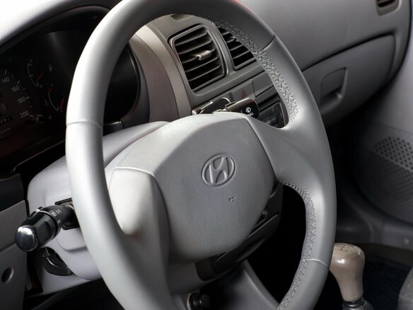 2008 Hyundai Accent ТагАЗ II, красный, 600000 рублей - вид 10