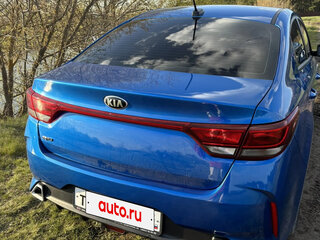 2020 Kia Rio IV Рестайлинг, синий, 1520000 рублей, вид 3