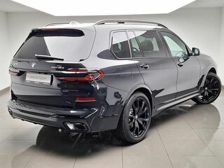 2026 BMW X7 40d I (G07) Рестайлинг, чёрный, 18830000 рублей, вид 3