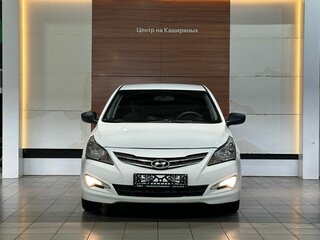 2015 Hyundai Solaris I Рестайлинг, белый, 720000 рублей, вид 2