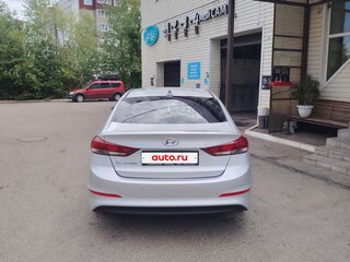 2018 Hyundai Elantra VI (AD), серебристый, 1380000 рублей, вид 5