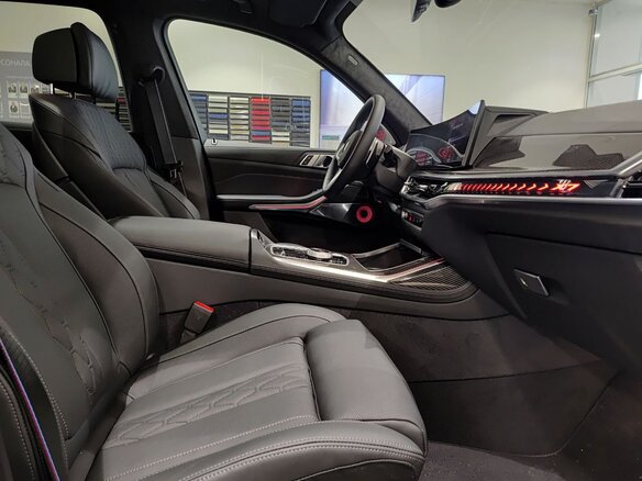 2025 BMW X7 40d I (G07) Рестайлинг, чёрный, 16900000 рублей - вид 10