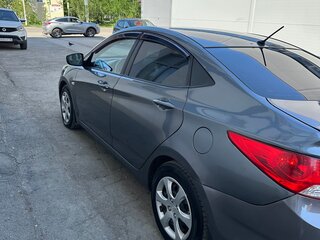 2012 Hyundai Solaris I, серый, 600000 рублей, вид 5