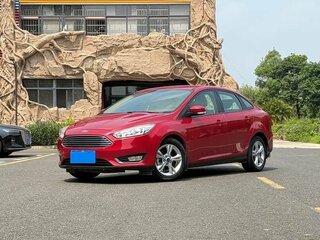 2018 Ford Focus III Рестайлинг, красный, 950000 рублей, вид 1