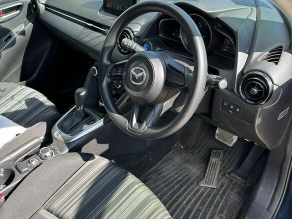 2019 Mazda 2 III (DJ) Рестайлинг, синий, 1250000 рублей - вид 4
