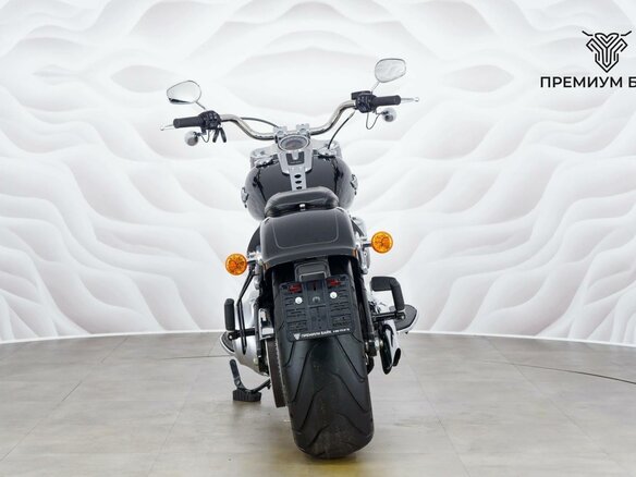 2017 Harley-Davidson Fat Boy, чёрный, 1815000 рублей - вид 6