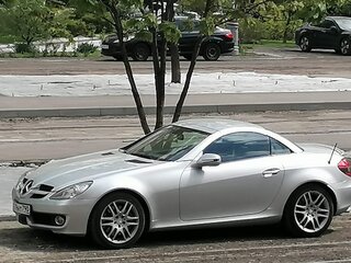 2010 Mercedes-Benz SLK-Класс 200 II (R171) Рестайлинг, серебристый, 1620000 рублей, вид 2