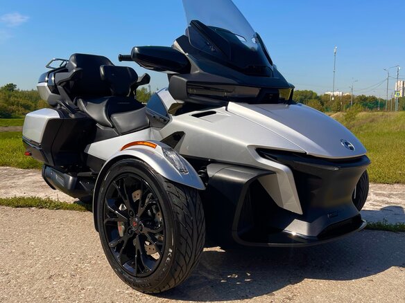 2023 BRP Can-Am Spyder, серый, 3020000 рублей