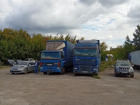 1996 DAF CF 75, синий, 1400000 рублей, вид 1