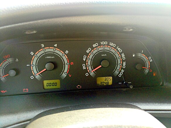 2022 Lada (ВАЗ) Niva Travel I, зелёный, 1400000 рублей - вид 2