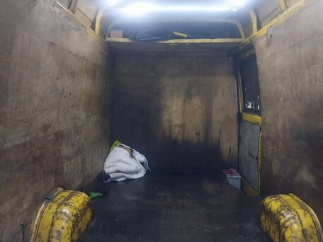 2000 Mercedes-Benz Sprinter, жёлтый, 530000 рублей, вид 5
