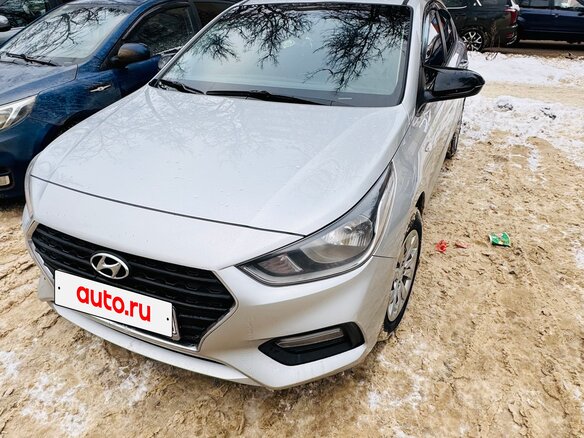 2017 Hyundai Solaris II, серебристый, 965000 рублей - вид 7