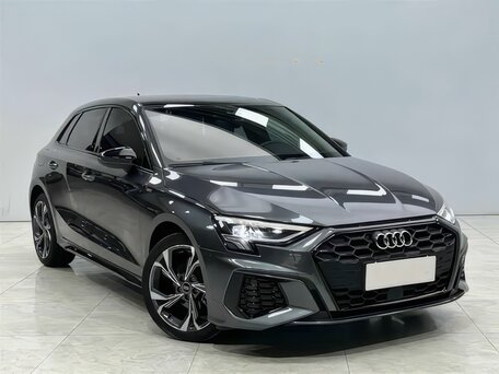 2022 Audi A3 Sportback 35 TFSI IV (8Y), серебристый, 2300000 рублей, вид 2