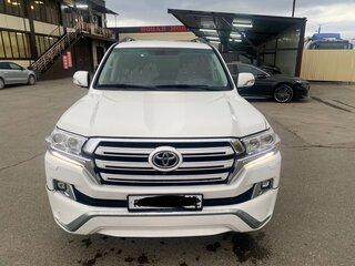 2012 Toyota Land Cruiser 200 Series Рестайлинг 1, белый, 4200000 рублей, вид 3