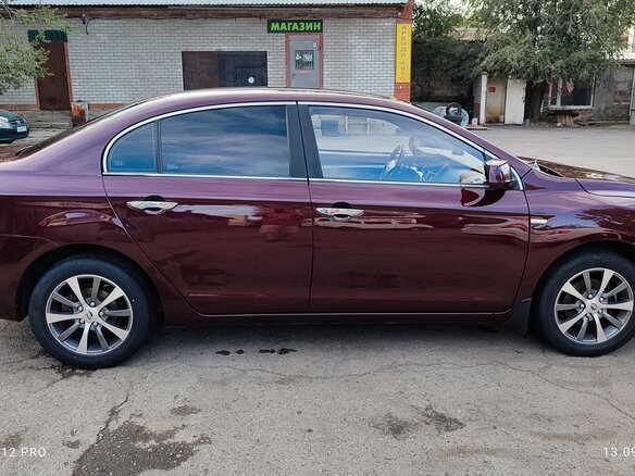 2014 Lifan Cebrium (720), красный, 600000 рублей - вид 6