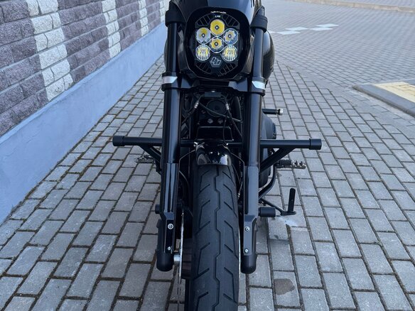 2021 Harley-Davidson Low Rider, чёрный - вид 6