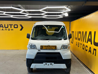 2018 Daihatsu Hijet X, белый, 639000 рублей, вид 2