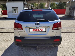 2010 Kia Sorento II, серебристый, 1400000 рублей, вид 5