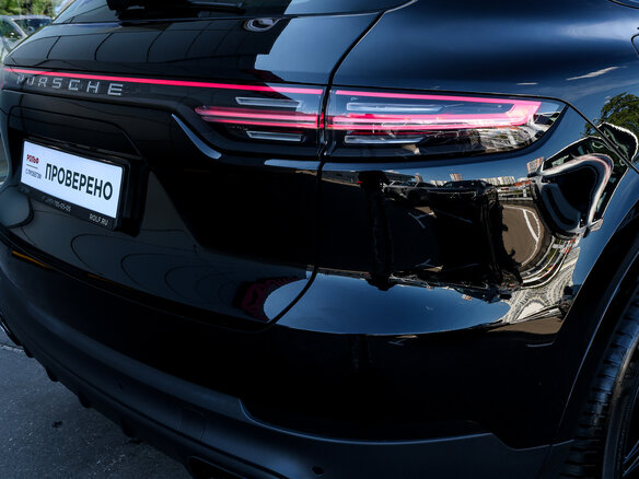 2020 Porsche Cayenne III, чёрный - вид 33
