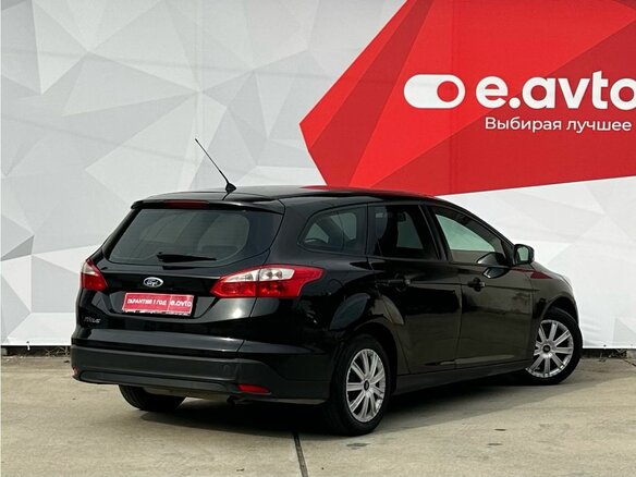 2013 Ford Focus III, чёрный, 970000 рублей - вид 3