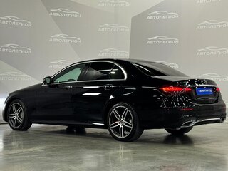 2020 Mercedes-Benz E-Класс 350 V (W213, S213, C238) Рестайлинг, чёрный, 4000000 рублей, вид 3