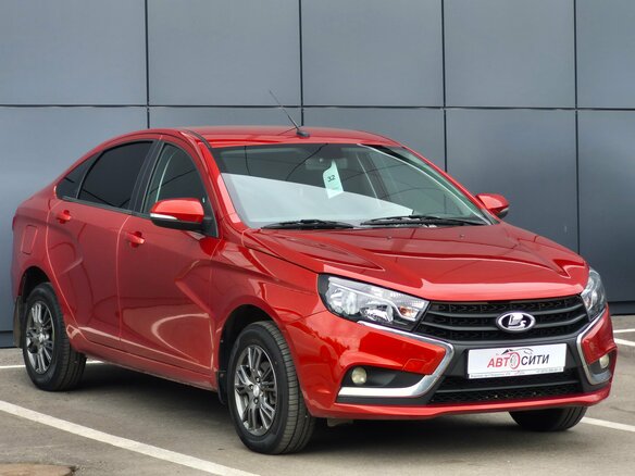 2019 Lada (ВАЗ) Vesta I, красный