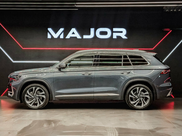 2025 Geely Monjaro I, серый, 3980000 рублей - вид 7