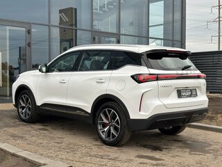 2024 Chery Tiggo 7L I, белый, 2450000 рублей, вид 4