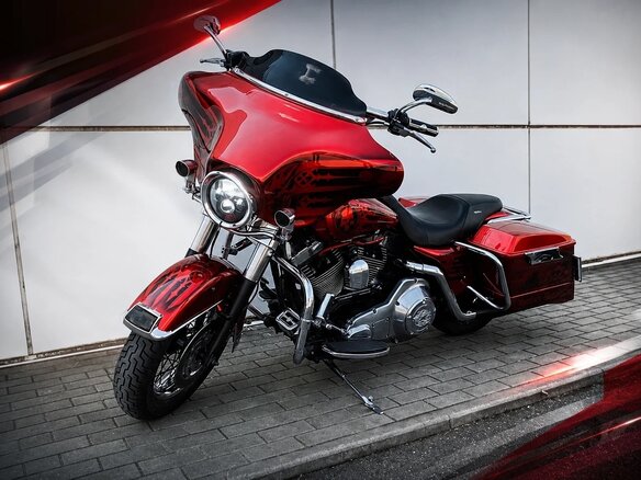 2004 Harley-Davidson Electra Glide, красный, 800000 рублей