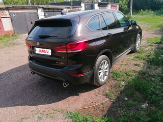 2020 BMW X1 20i xDrive II (F48) Рестайлинг, коричневый, 3750000 рублей, вид 2