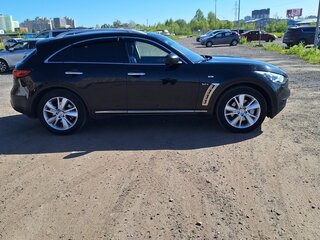 2016 Infiniti QX70, чёрный, 2200000 рублей, вид 2