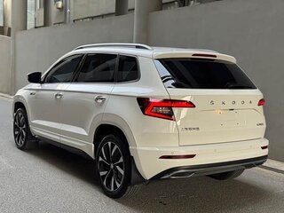 2022 Skoda Karoq DSG7 I, белый, 1690000 рублей, вид 4