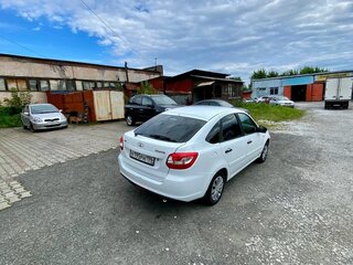 2015 Lada (ВАЗ) Granta I, белый, 367000 рублей, вид 2