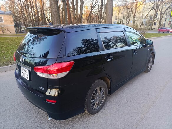 2010 Toyota Wish II, чёрный, 1450000 рублей - вид 5
